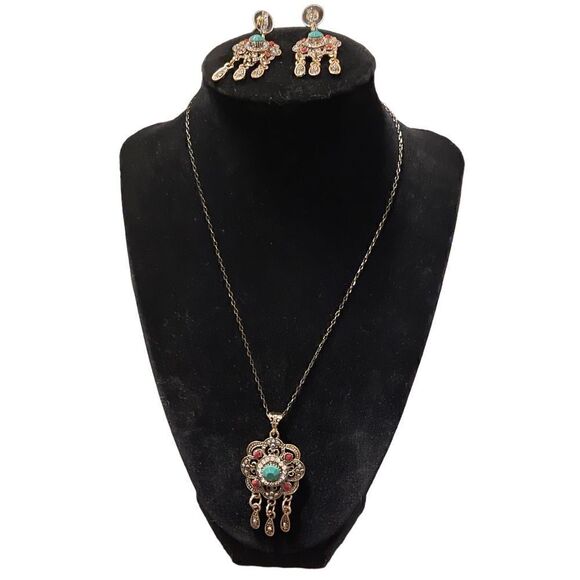 NWOT Turkish design set chain necklace and dangle earrings - Picture 2 of 9